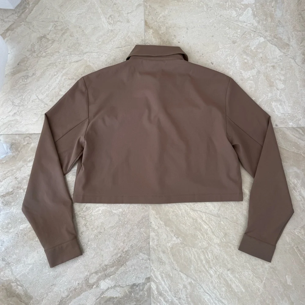NWOT Beyond Yoga Jacket Midtown Cropped XS khaki - Picture 4 of 6